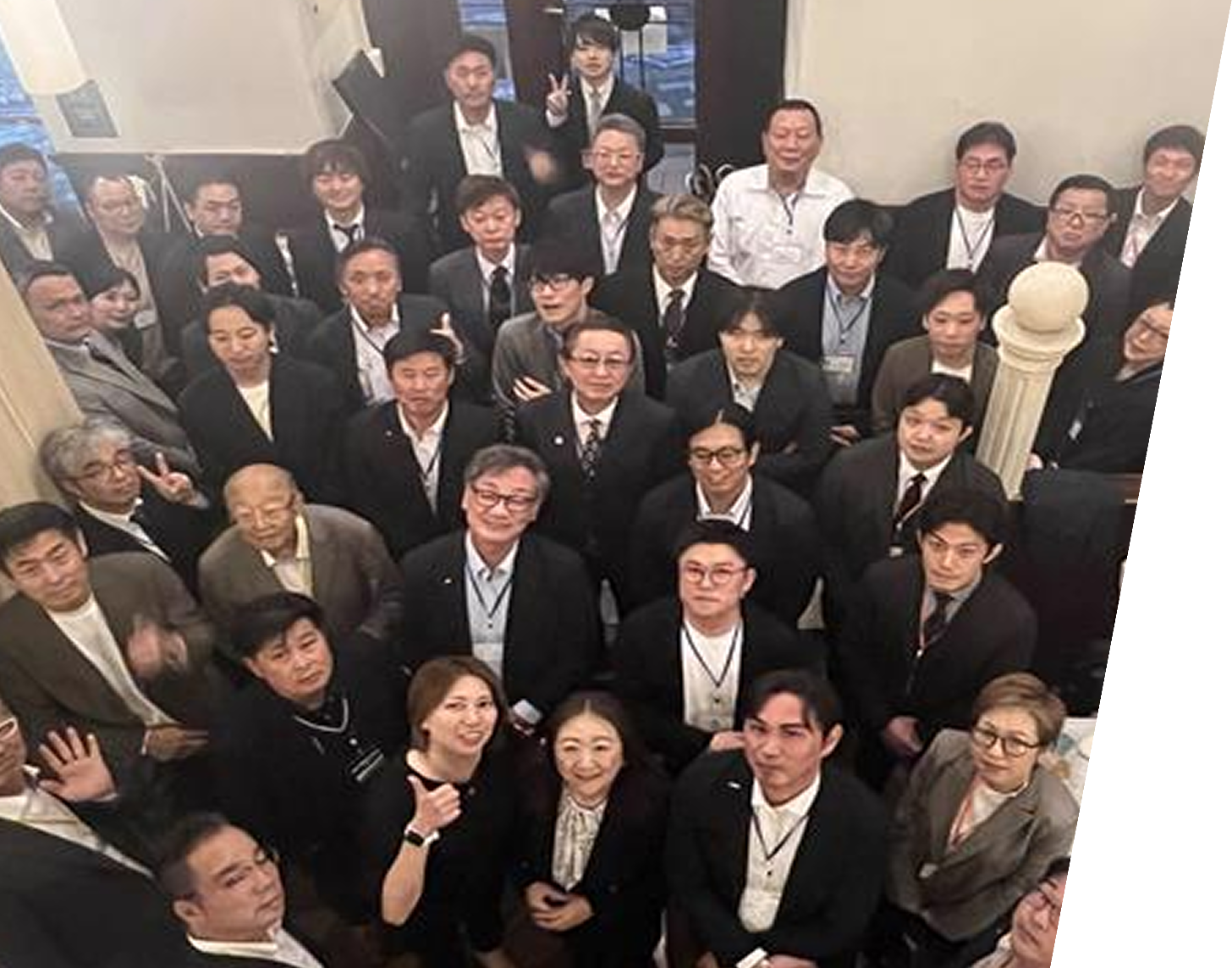 SHOKA GROUP スタッフ集合写真